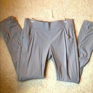 Women’s Columbia hiking pants